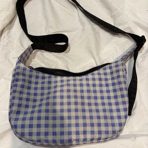 Baggu UO exclusive small crescent